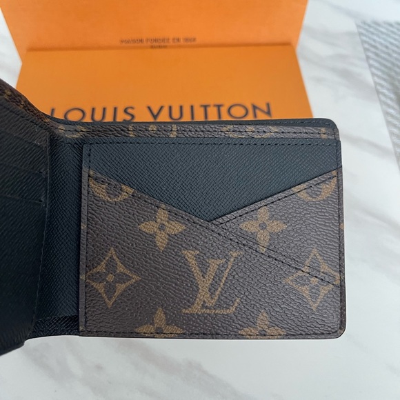 Brand New Authentic Louis Vuitton Multiple Wallet - Picture 6 of 11